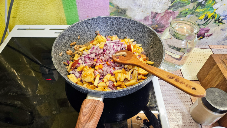 Гриби з овочами