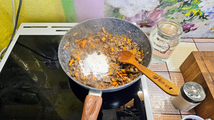 Овочі з борошном