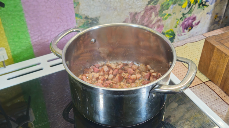 Бекон з водою